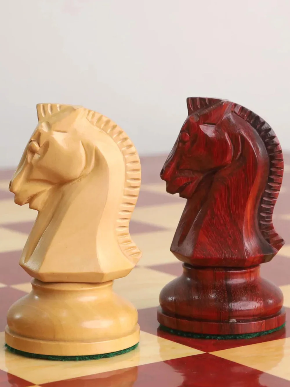 1950s' Fischer Dubrovnik Chess Pieces Only Set - Bud Rosewood & Boxwood - 3.8 " King - Image 9