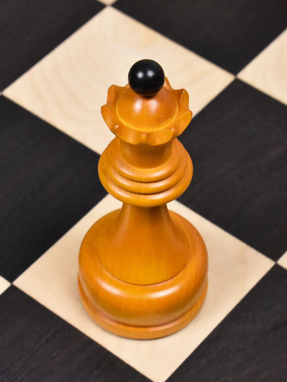 1960's Soviet Championship Tal Chess Set - Antiqued Boxwood Pieces with 21" Board & Box - Image 8