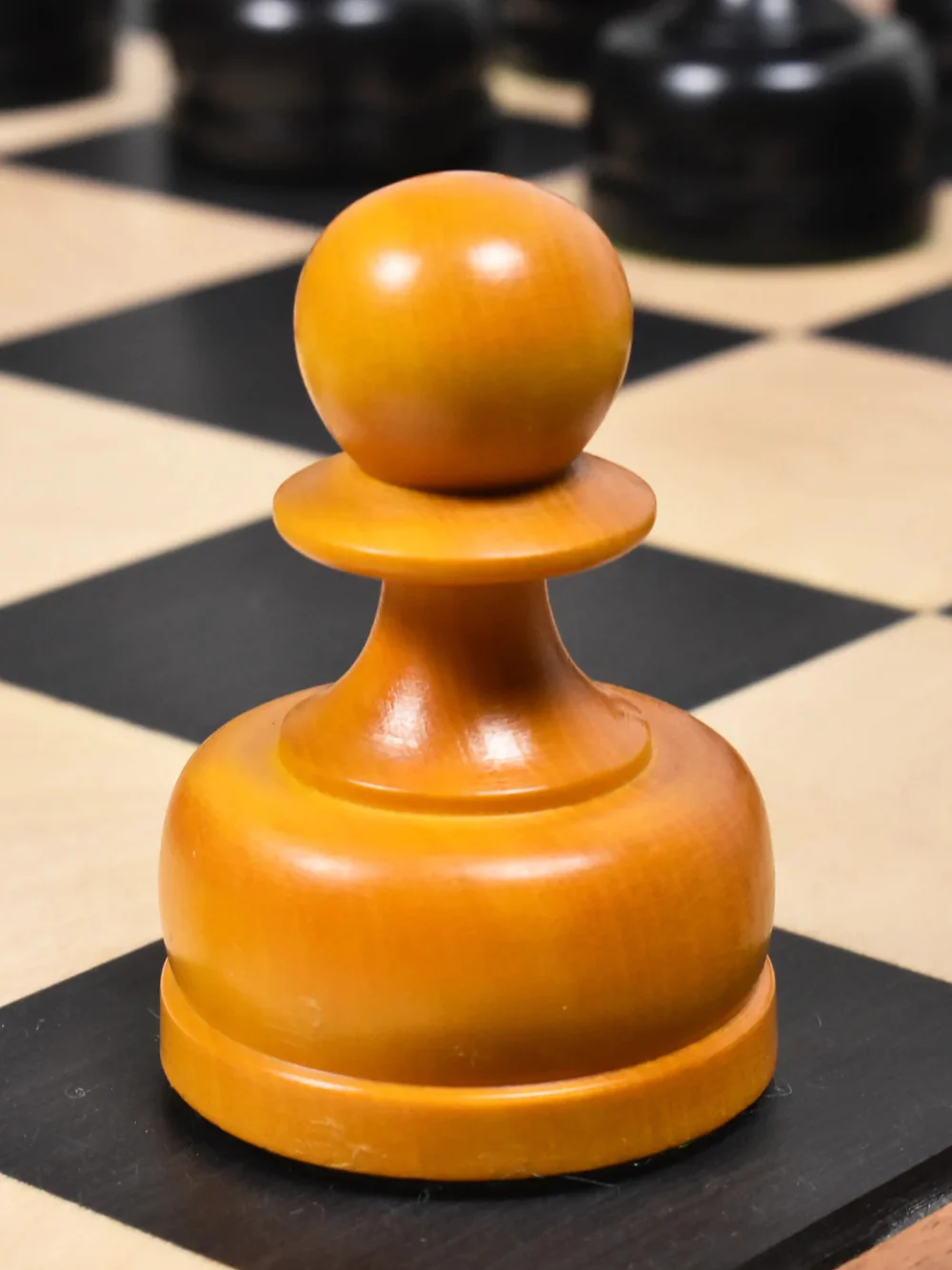 1960's Soviet Championship Tal Chess Set - Antiqued Boxwood Pieces with 21" Board & Box - Image 9