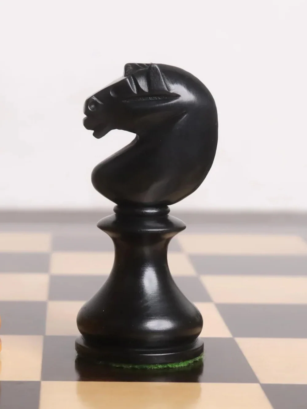 English Dublin Pattern Chess Pieces - Antiqued & Ebonised Boxwood - 3.6" King - Image 4