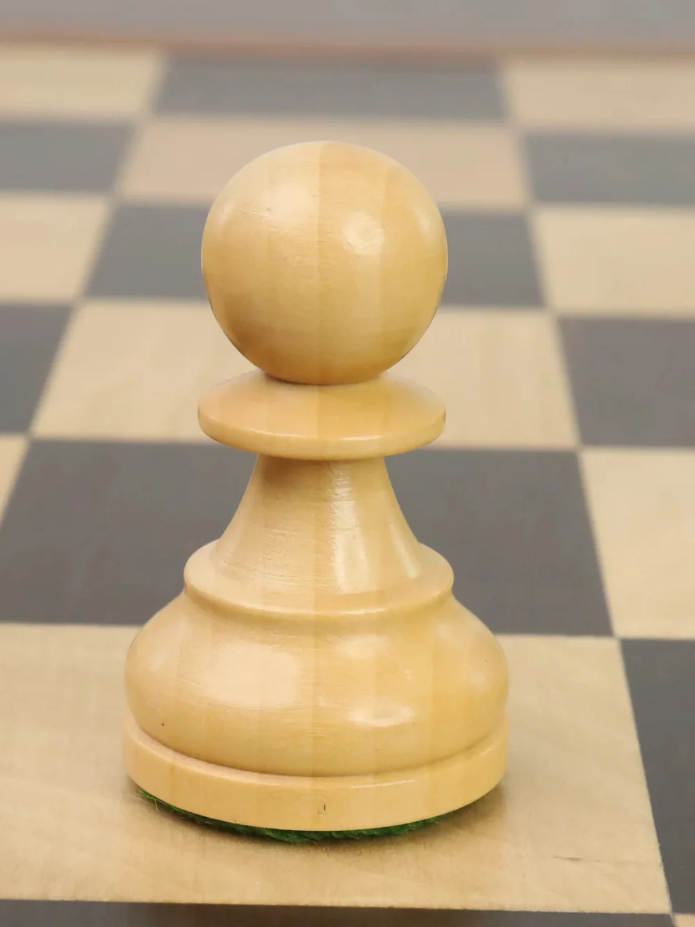 Reykjavik Series Staunton Chess Pieces - Weighted Boxwood - 3.8" King - Image 11