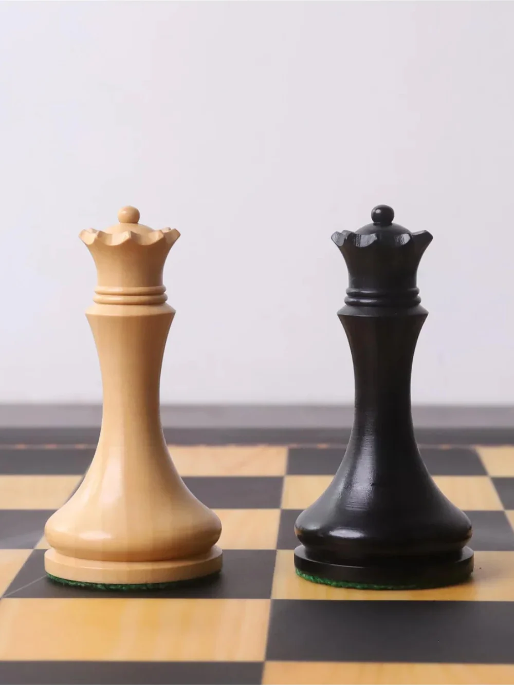 3.9" Zadar Series Modern Minimalist Chess Pieces - Image 9