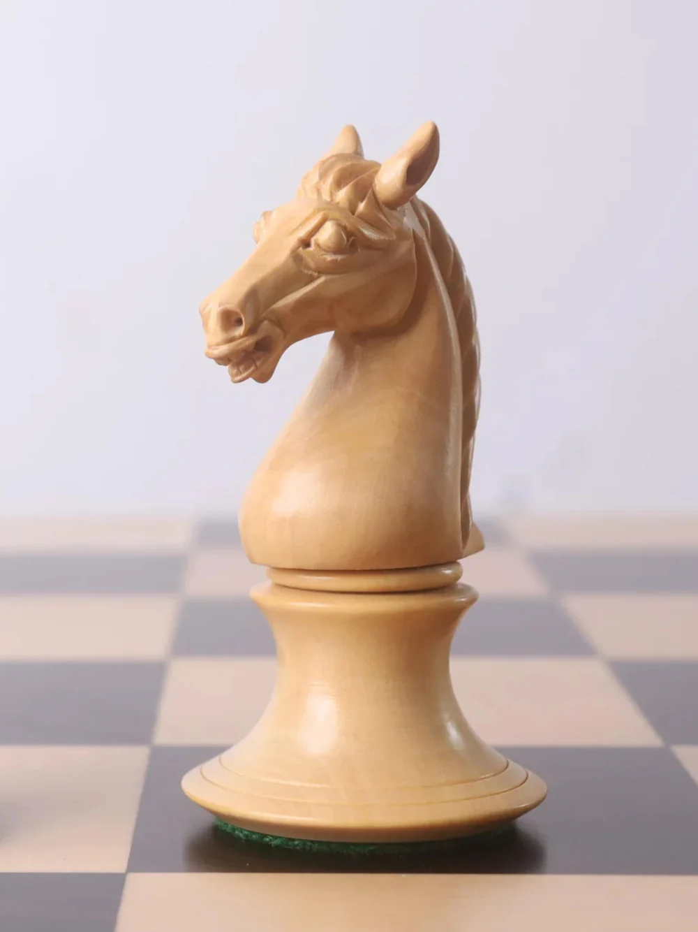 4.3" Aristocrat Series Luxury Staunton Chess Set - Ebony Wood & Boxwood Pieces with Board & Box - Image 6