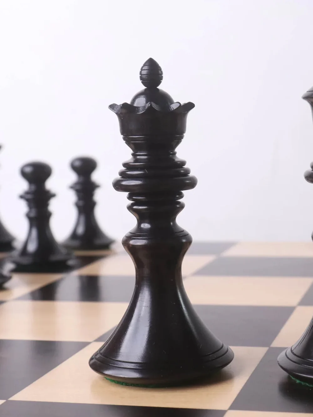 4.3" Aristocrat Series Luxury Staunton Chess Set - Ebony Wood & Boxwood Pieces with Board & Box - Image 8