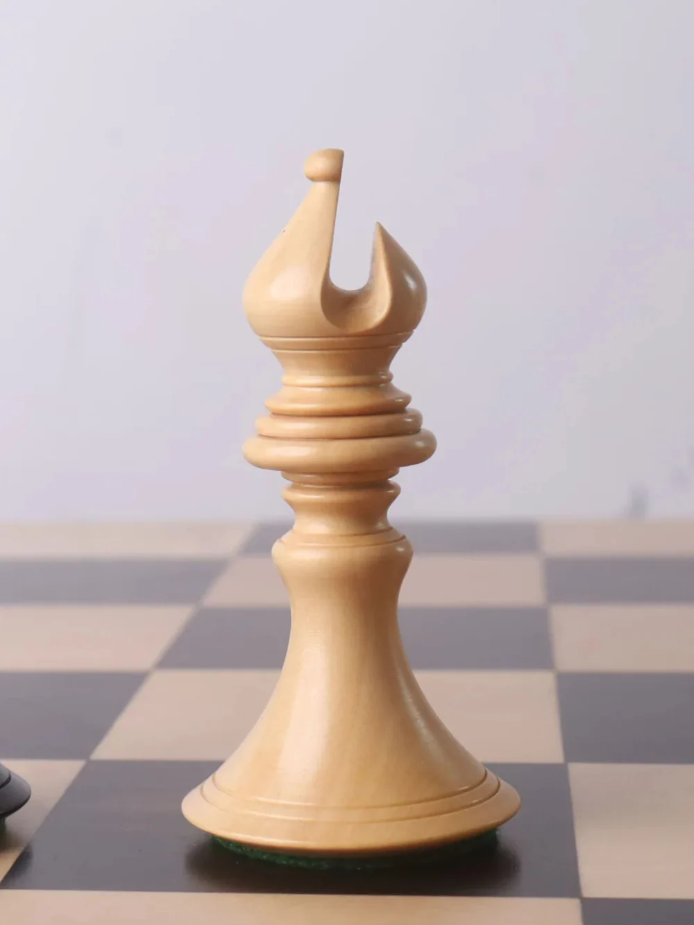 4.3" Aristocrat Series Luxury Staunton Chess Set - Ebony Wood & Boxwood Pieces with Board & Box - Image 9