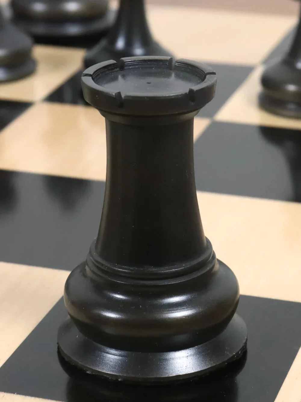 4.5" Jacques Staunton 1849 - Luxury Brass Metal Chess Pieces Only Set - Silver & Grey- Extra Queens - Image 4