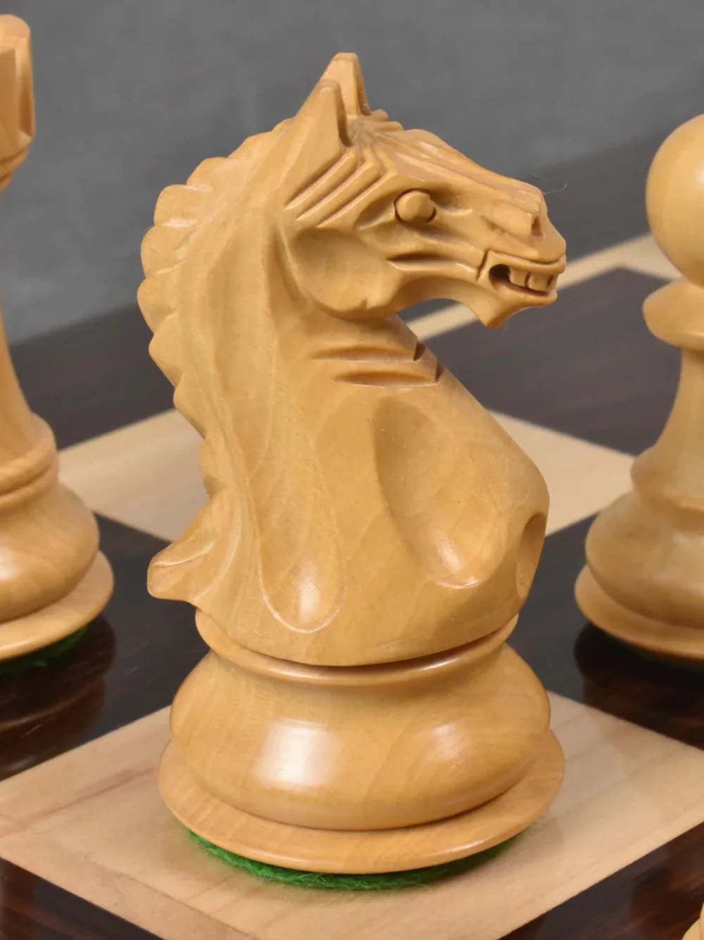 Fierce Knight Golden Rosewood & Boxwood Staunton Chess Pieces - 4" King - Image 4