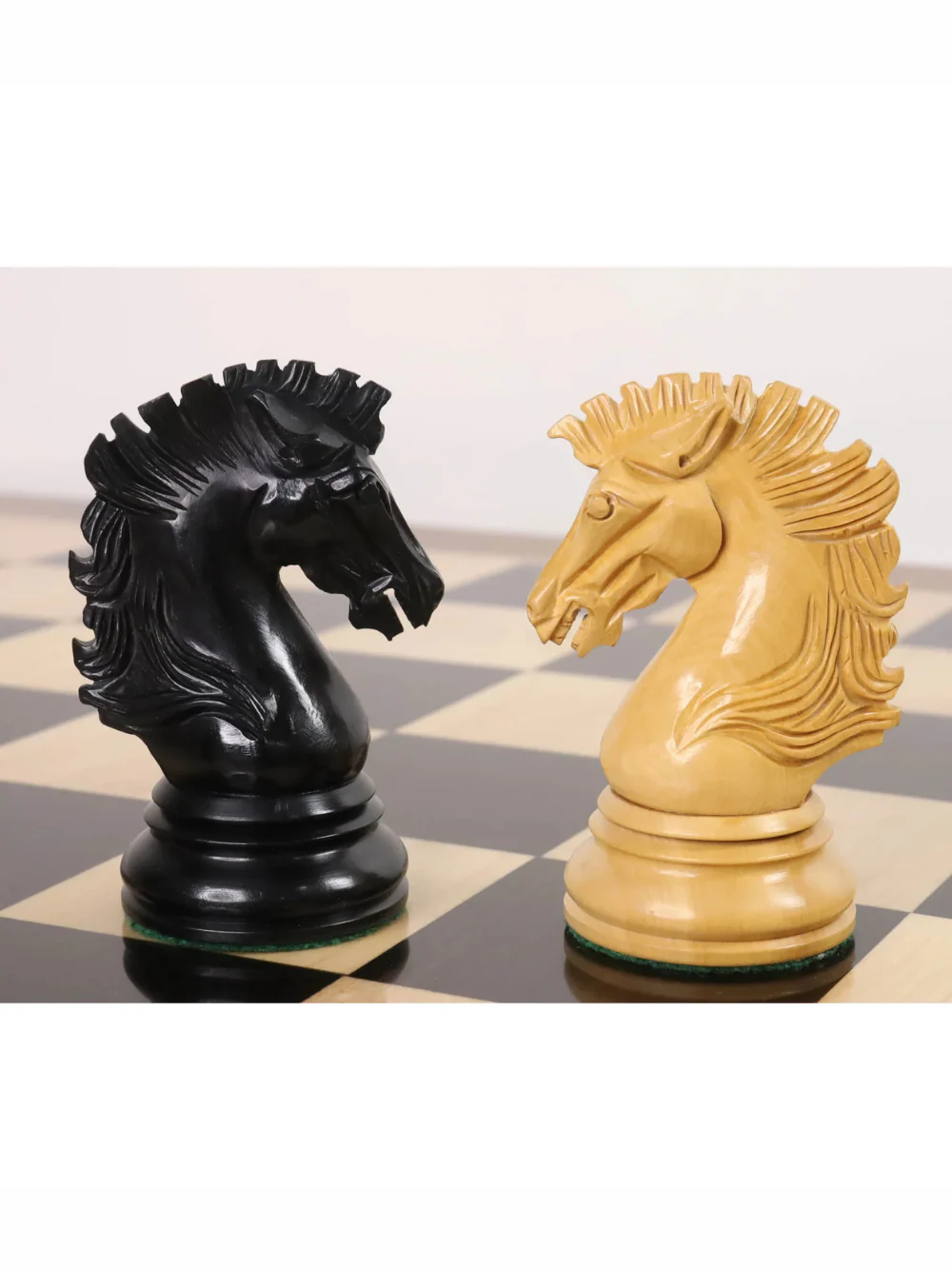 Alexandria Luxury Staunton Triple Weighted Chess Set - Image 5