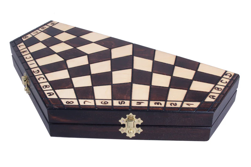 Chess Set for Three Players - Image 4