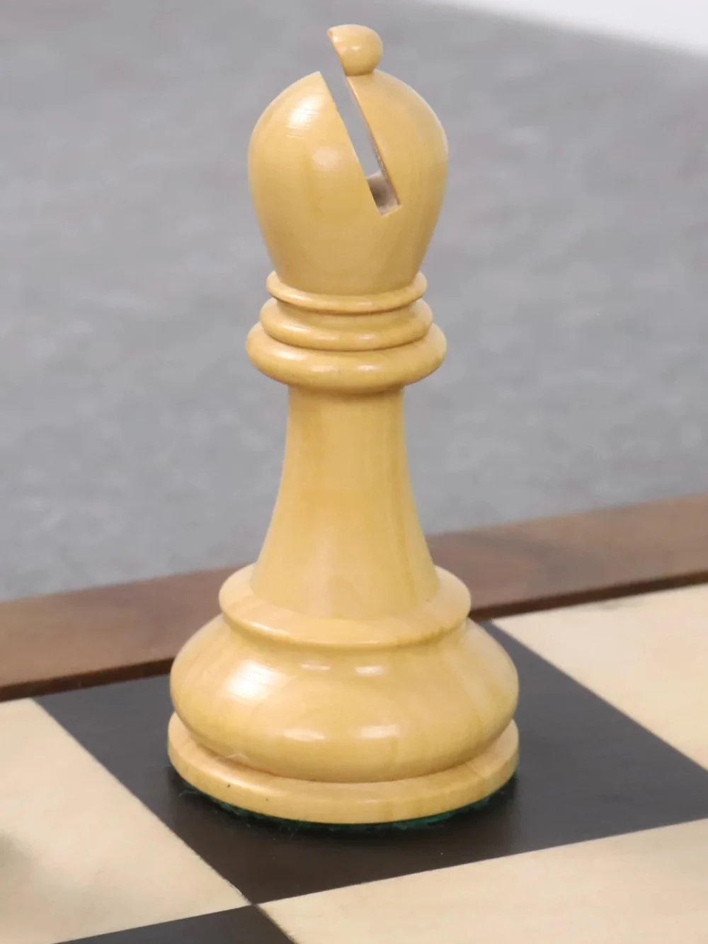 4" Leningrad Staunton Chess Pieces - Ebonised Boxwood - Image 4