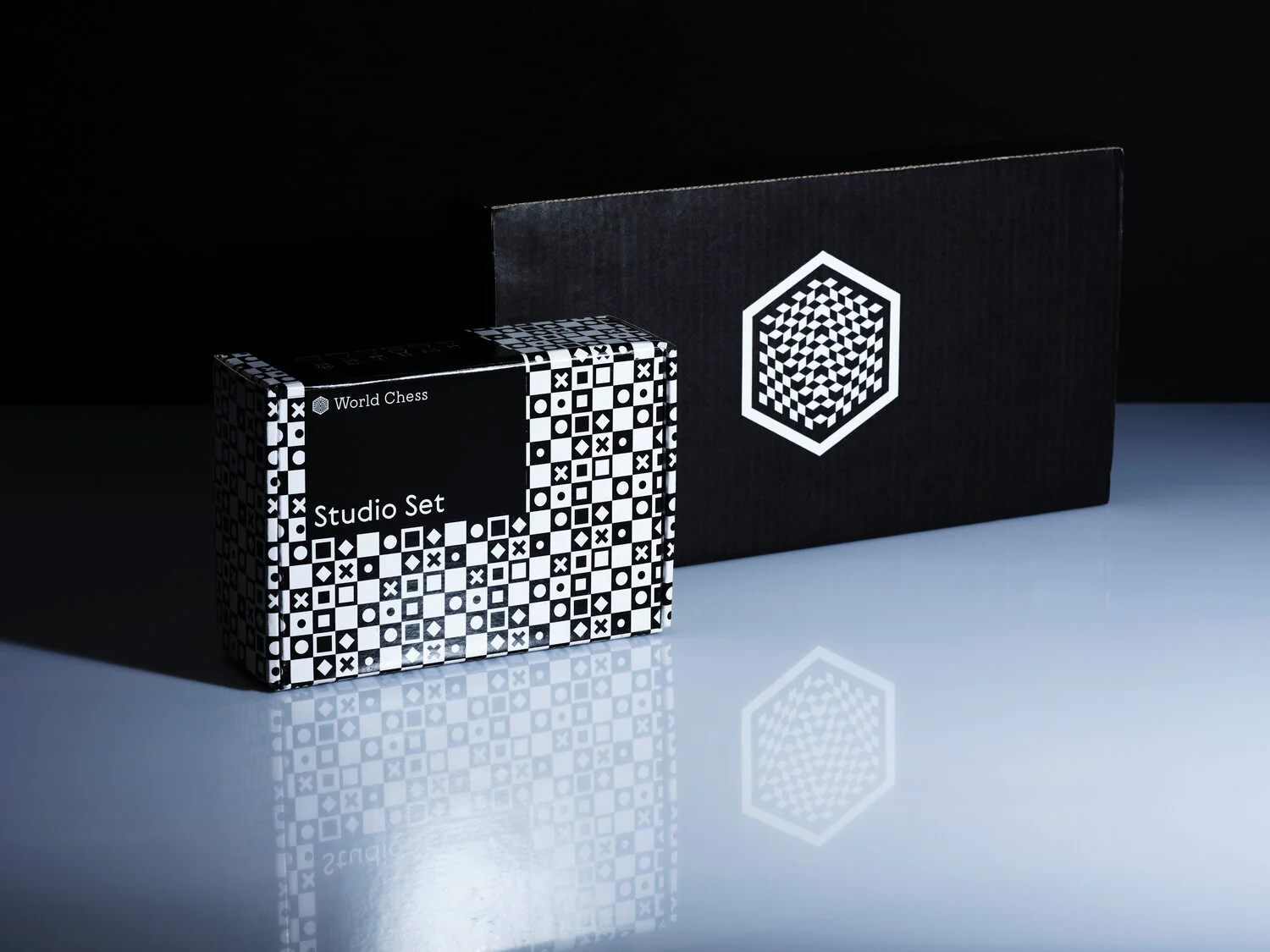 Official World Chess Studio Set - Image 9