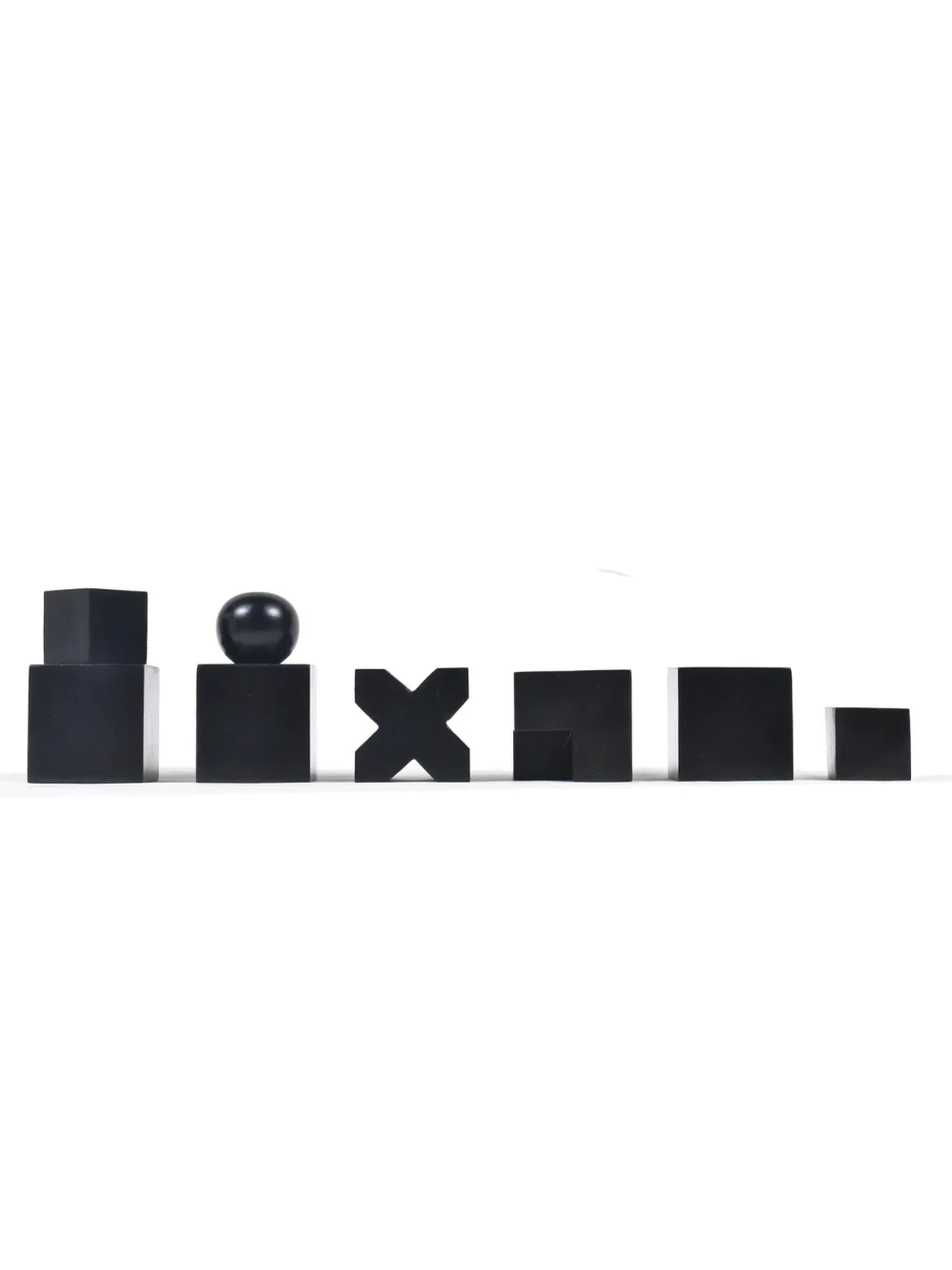 Reproduced 1923 Bauhaus Ebonised Boxwood Abstract Chess Pieces - 2" King - Image 3