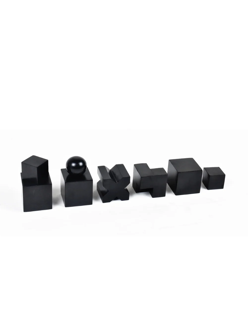 Reproduced 1923 Bauhaus Ebonised Boxwood Abstract Chess Pieces - 2" King - Image 4