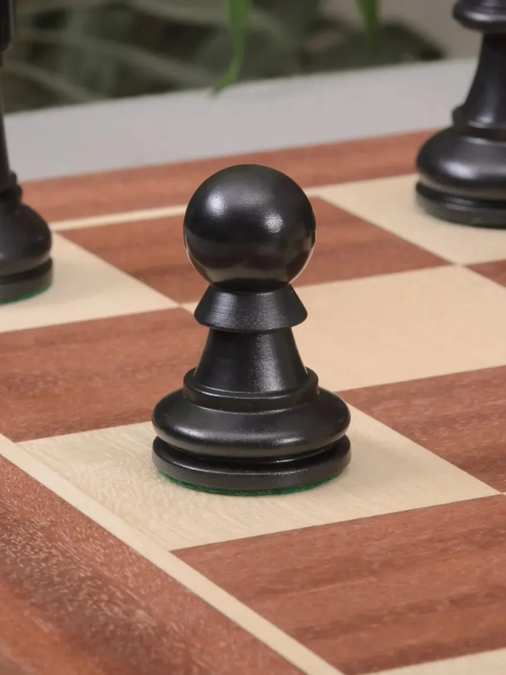 The Bobby Fischer Ultimate Tournament Series Plastic Chess Pieces - 3.75" King - Image 6