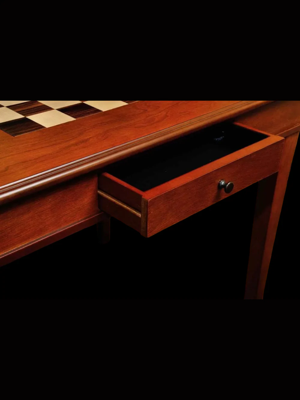Signature Master Chess Table - Image 4